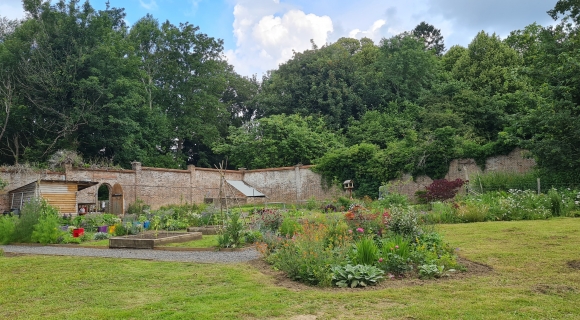 Secret garden at Great Walstead